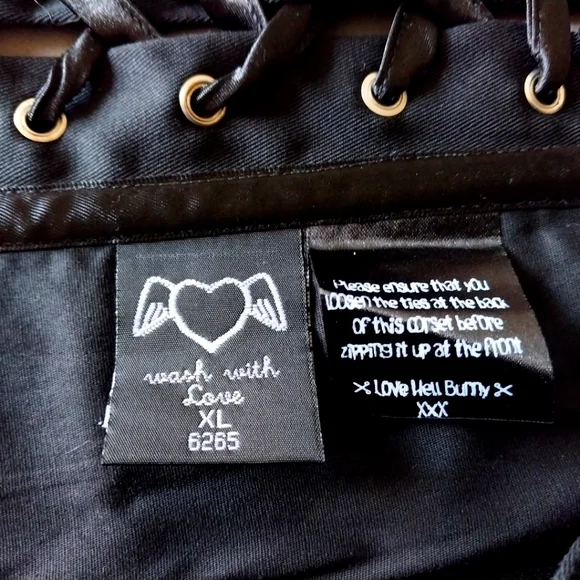 Vintage Spin Doctor Y2K Hell Bunny skull cameo corset top - Picture 8 of 8